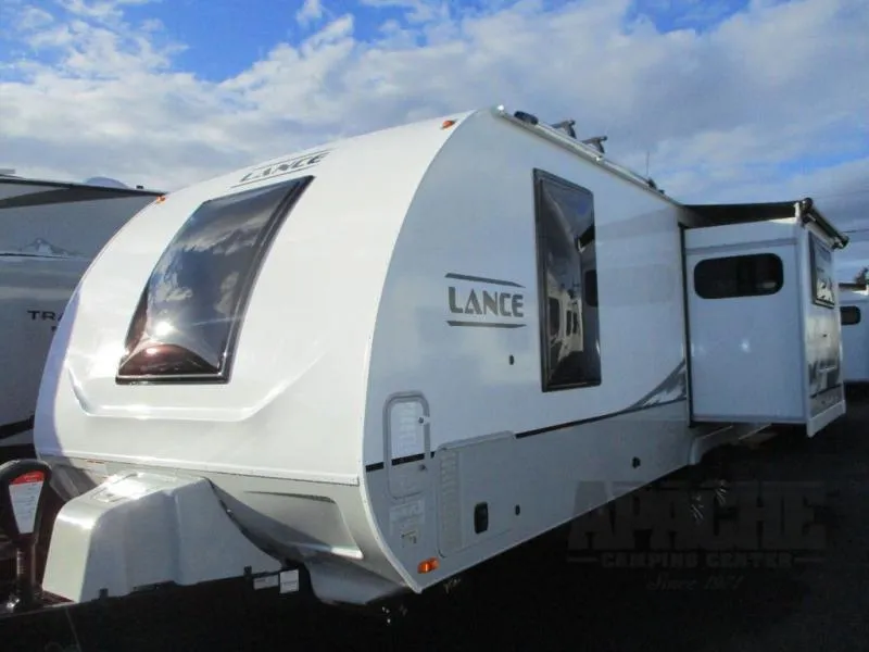 2026 Lance Lance Travel Trailers New    2285 - Main photo