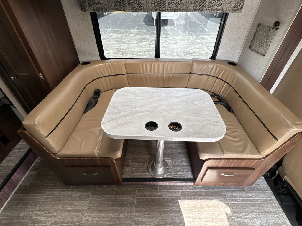 2018 Forest River Sunseeker 2420MS, Photos photo 2