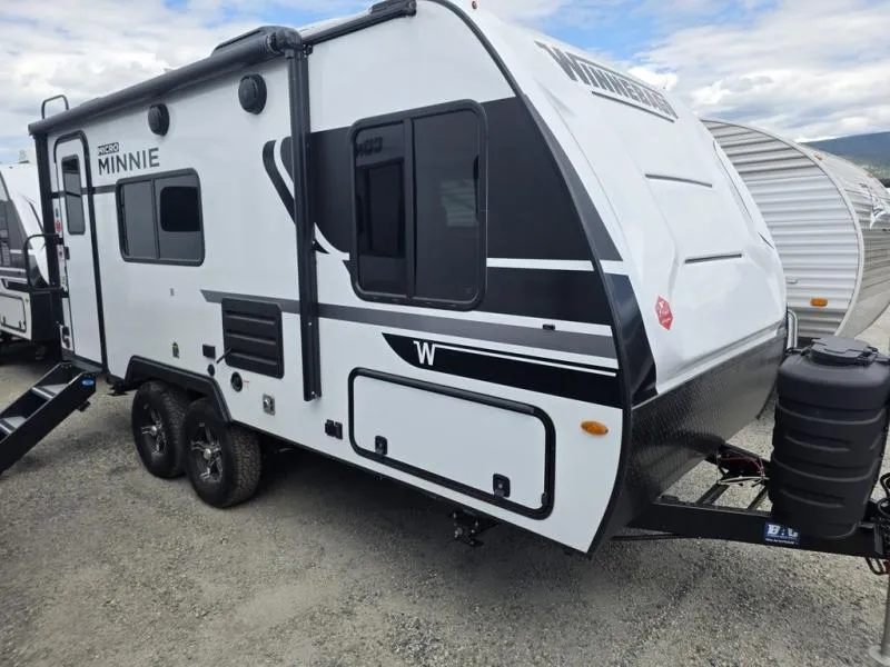 2025 Winnebago Micro Minnie 1821FB - Photo 4