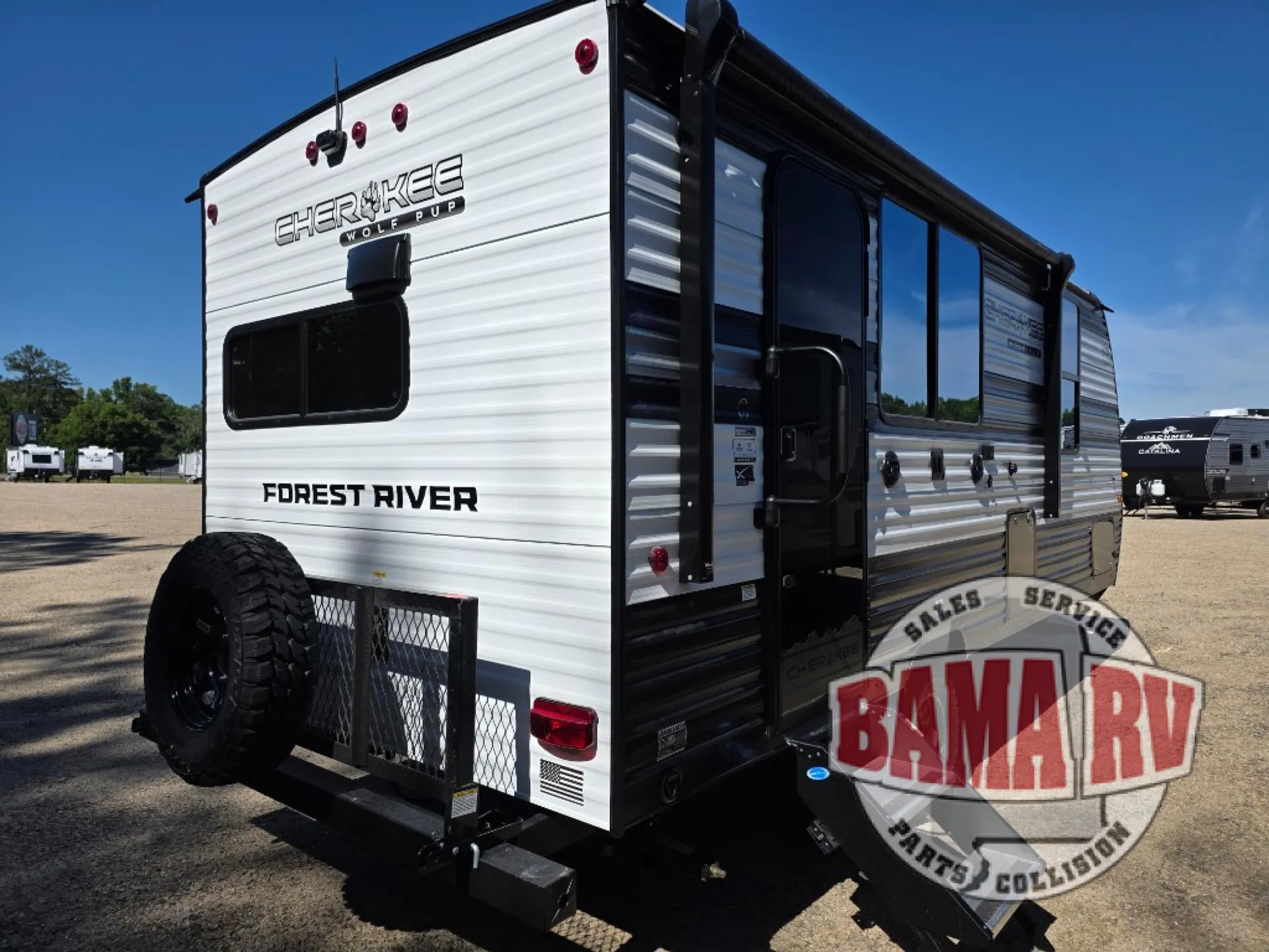 2027 Forest River Cherokee Wolf Pup 17SC — Photo 5