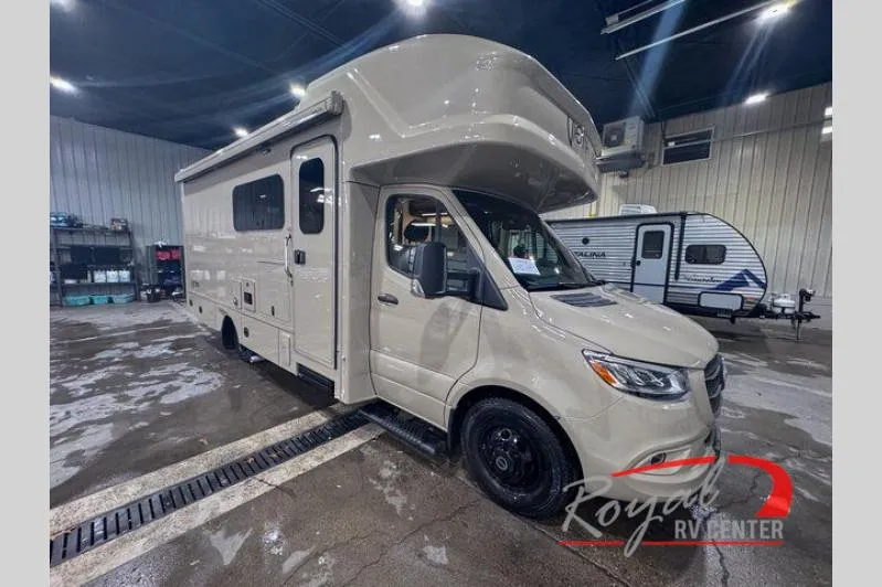 2026 Renegade RV Vienna 25RMC - Photo 2