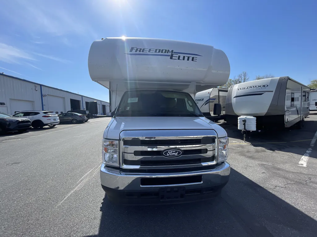 2026 Thor Motor Coach Freedom Elite 31FE, Photos photo 4