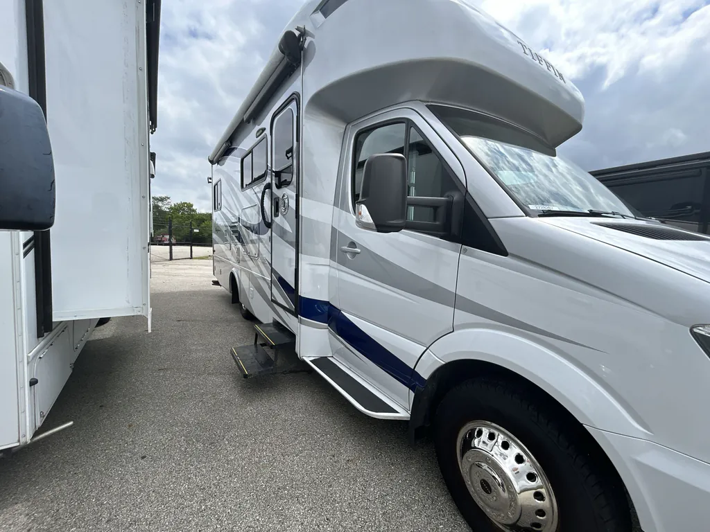 2018 Tiffin Wayfarer 24 QW, Photos photo 8