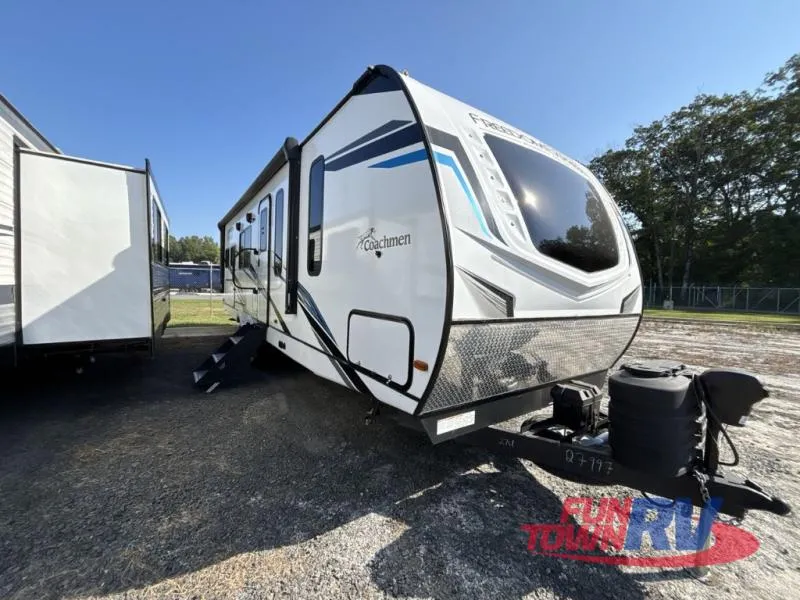 2024 Coachmen Freedom Express Ultra Lite 274RKS - Photo 2
