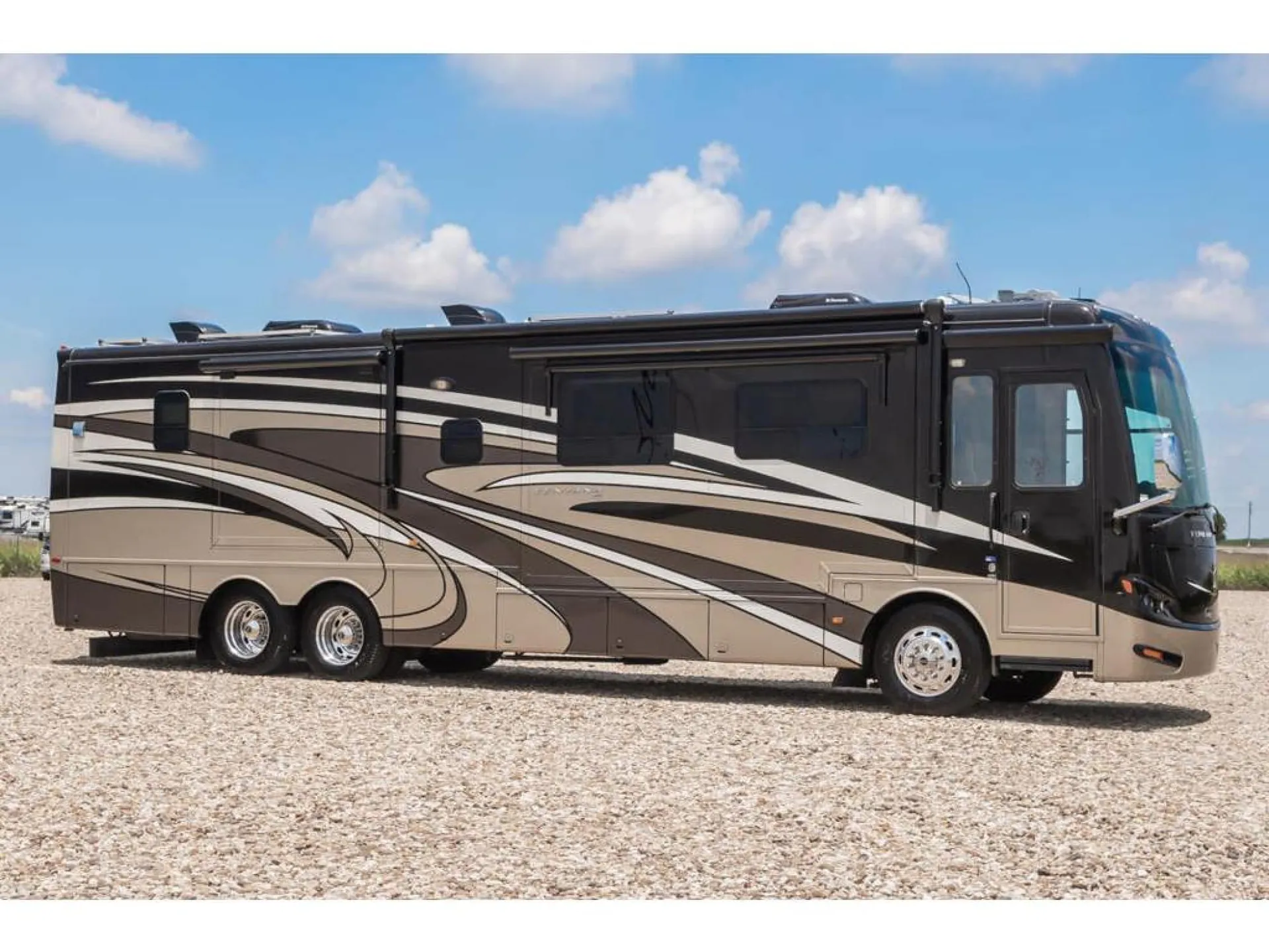 2015 Newmar Ventana 4002 - Photo 2