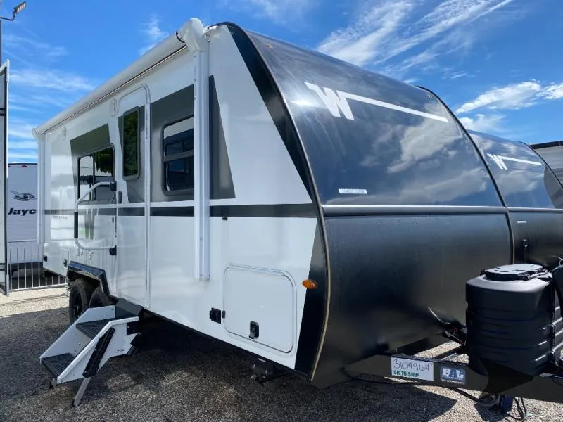 2026 Winnebago Micro Minnie 2108TB - Photo 2