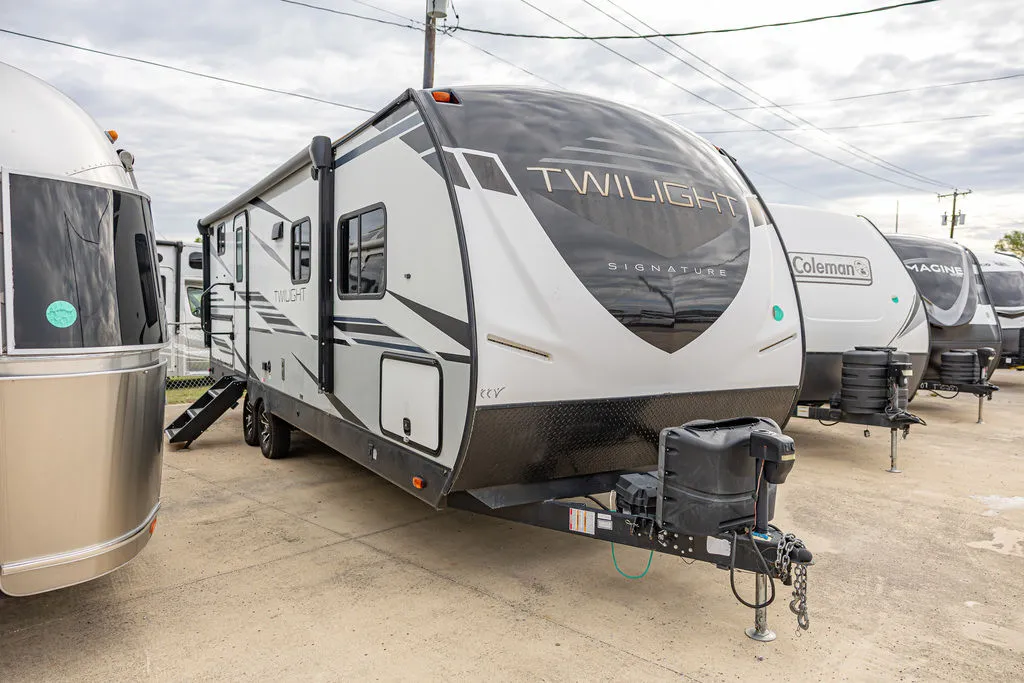 2022 Cruiser RV Twilight 2580 - Photo 2