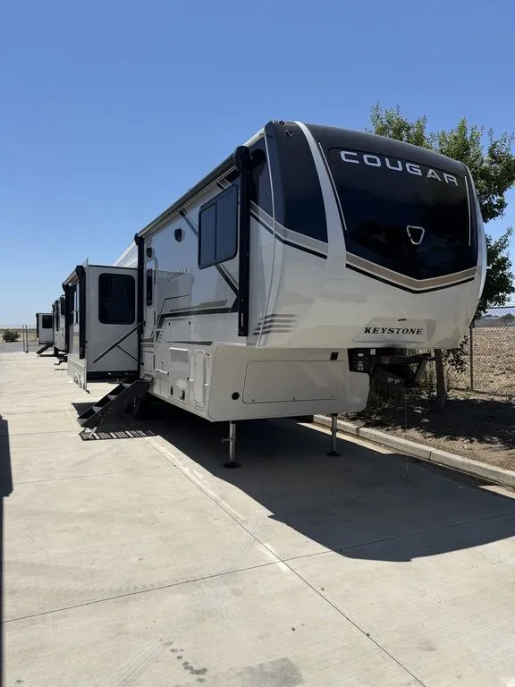 2026 Keystone Cougar 290RLS - Photo 2