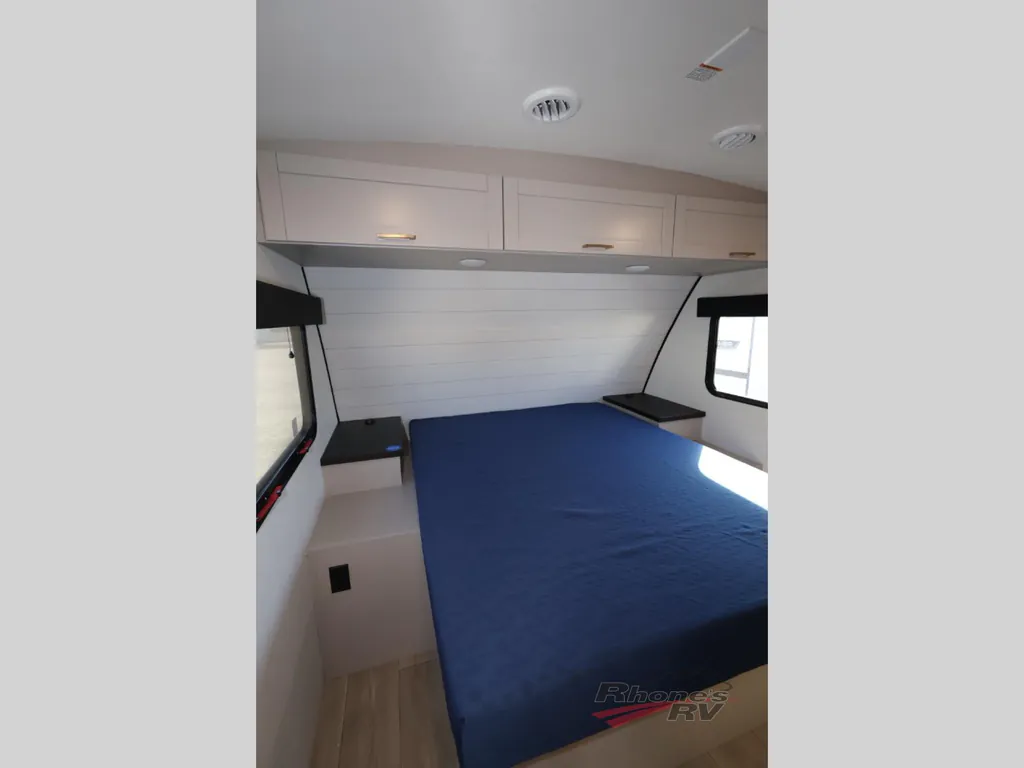 2027 Jayco Jay Feather 29BHB, Photos photo 13