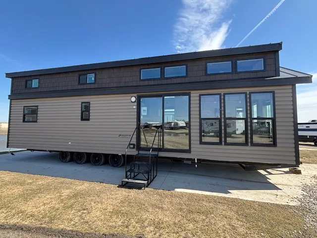 2026 Kropf Island 4720WD - Main photo