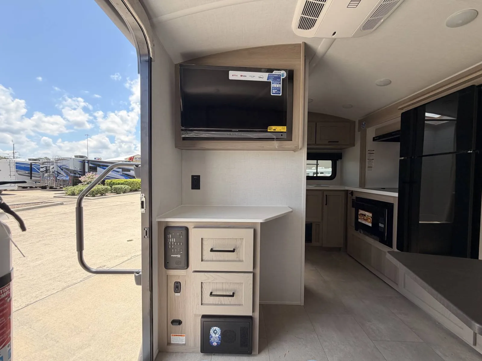 2026 Forest River Rockwood Geo Pro 15FBS Travel Trailer - Photo 4