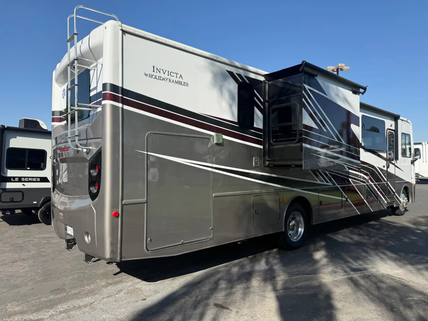 2025 Holiday Rambler Invicta 36Y - Photo 4