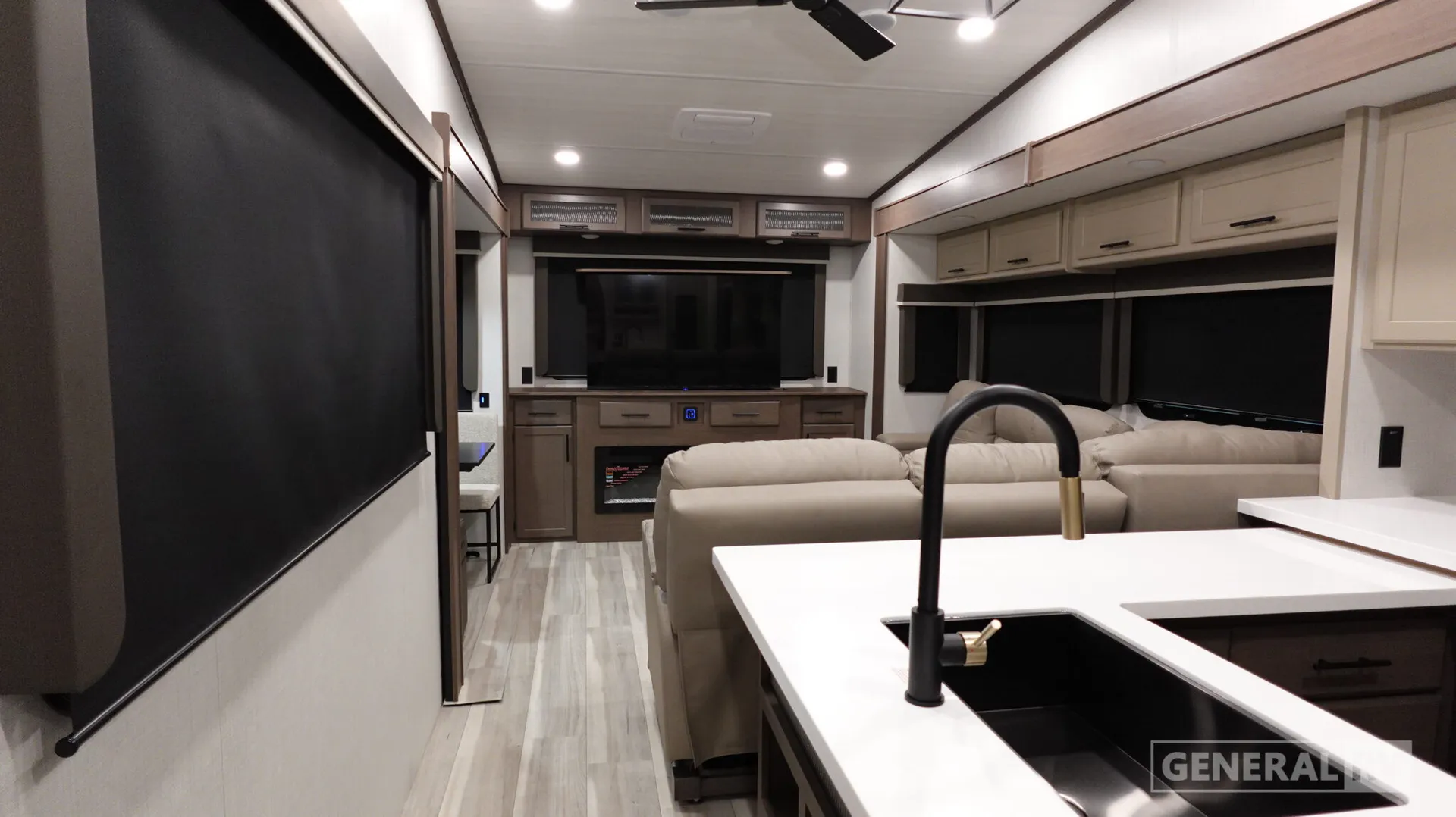 2026 Keystone Cougar 320RDS - Photo 3