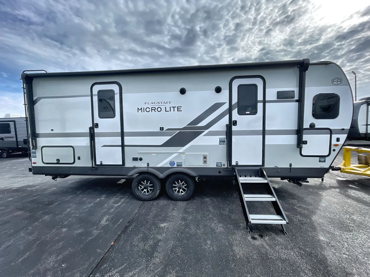 2026 Forest River Flagstaff Micro Lite 25FKB