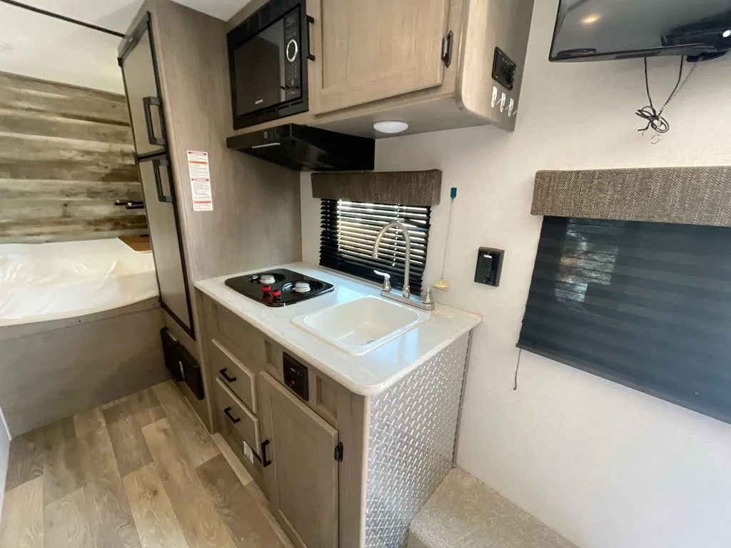 2020 Keystone Hideout 172TX - Photo 4