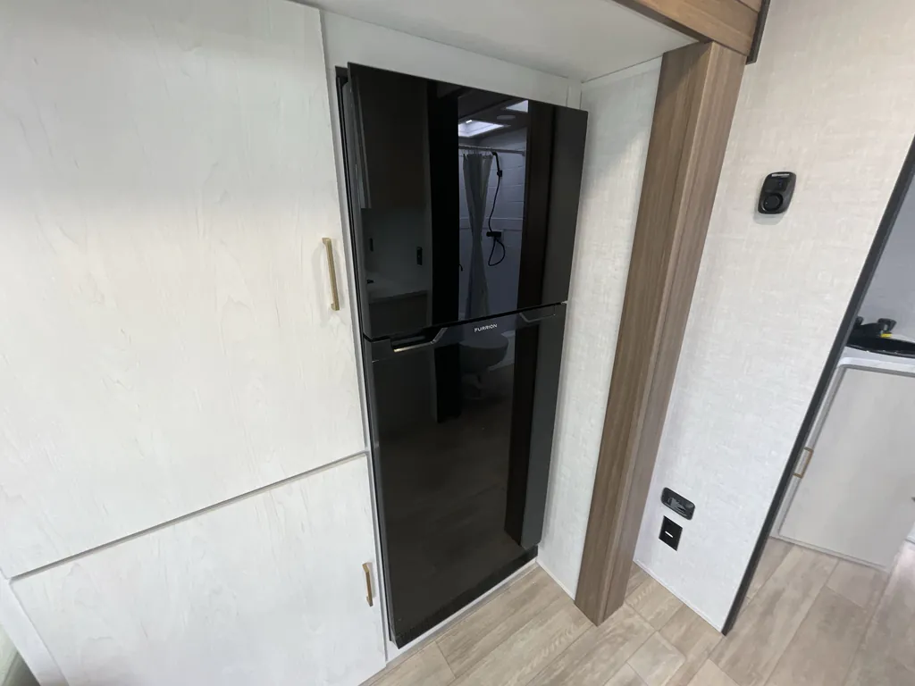 2026 Forest River Vibe Extreme Lite 2400RB, Photos photo 8