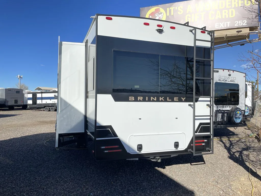 2026 Brinkley Model Z Air 297, Photos photo 3