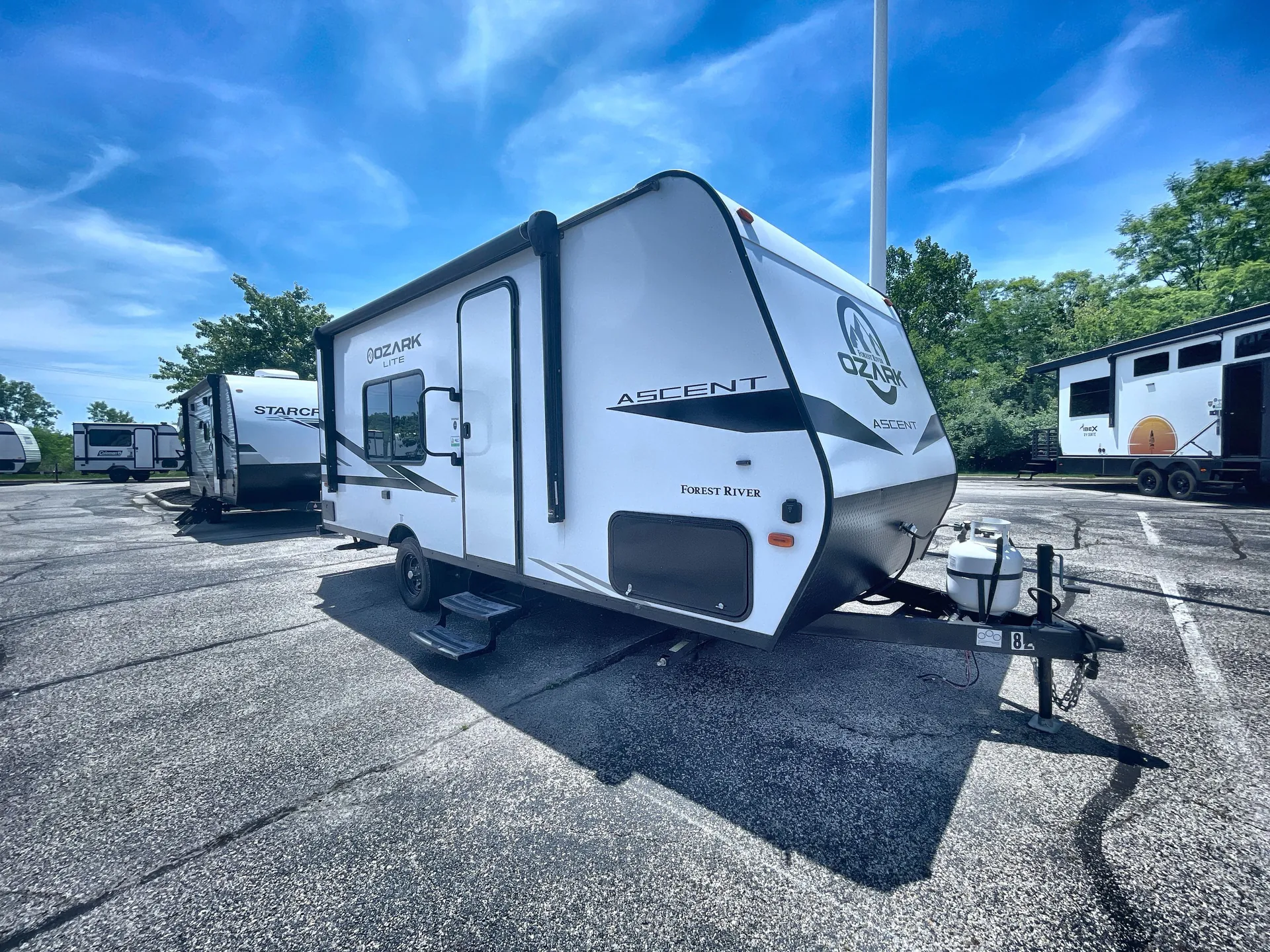 2021 Forest River Ozark 1660FQ - Photo 2