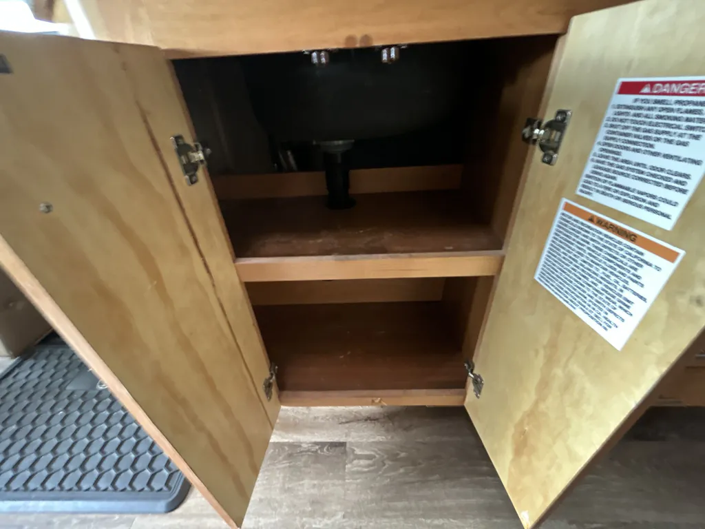 2018 Tiffin Wayfarer 24 QW, Photos photo 17
