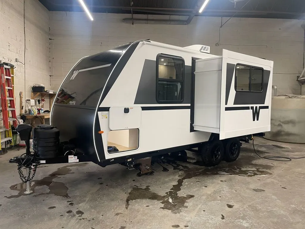 2026 Winnebago Micro Minnie 2108DS - Photo 4