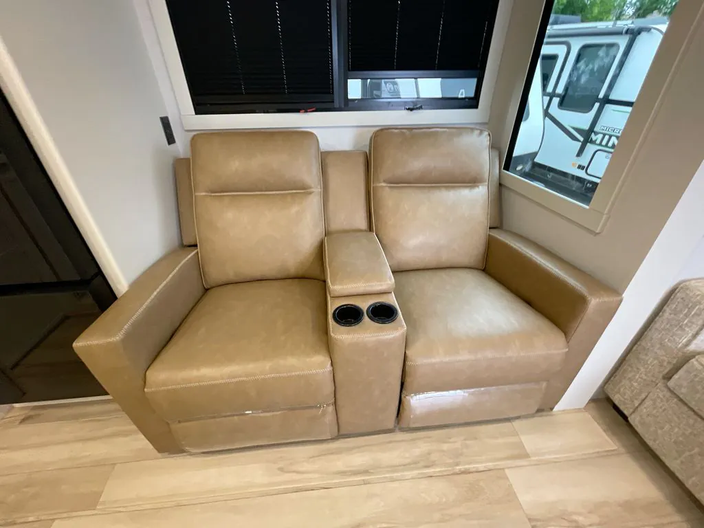 2025 Brinkley Model I 275, Photos photo 8
