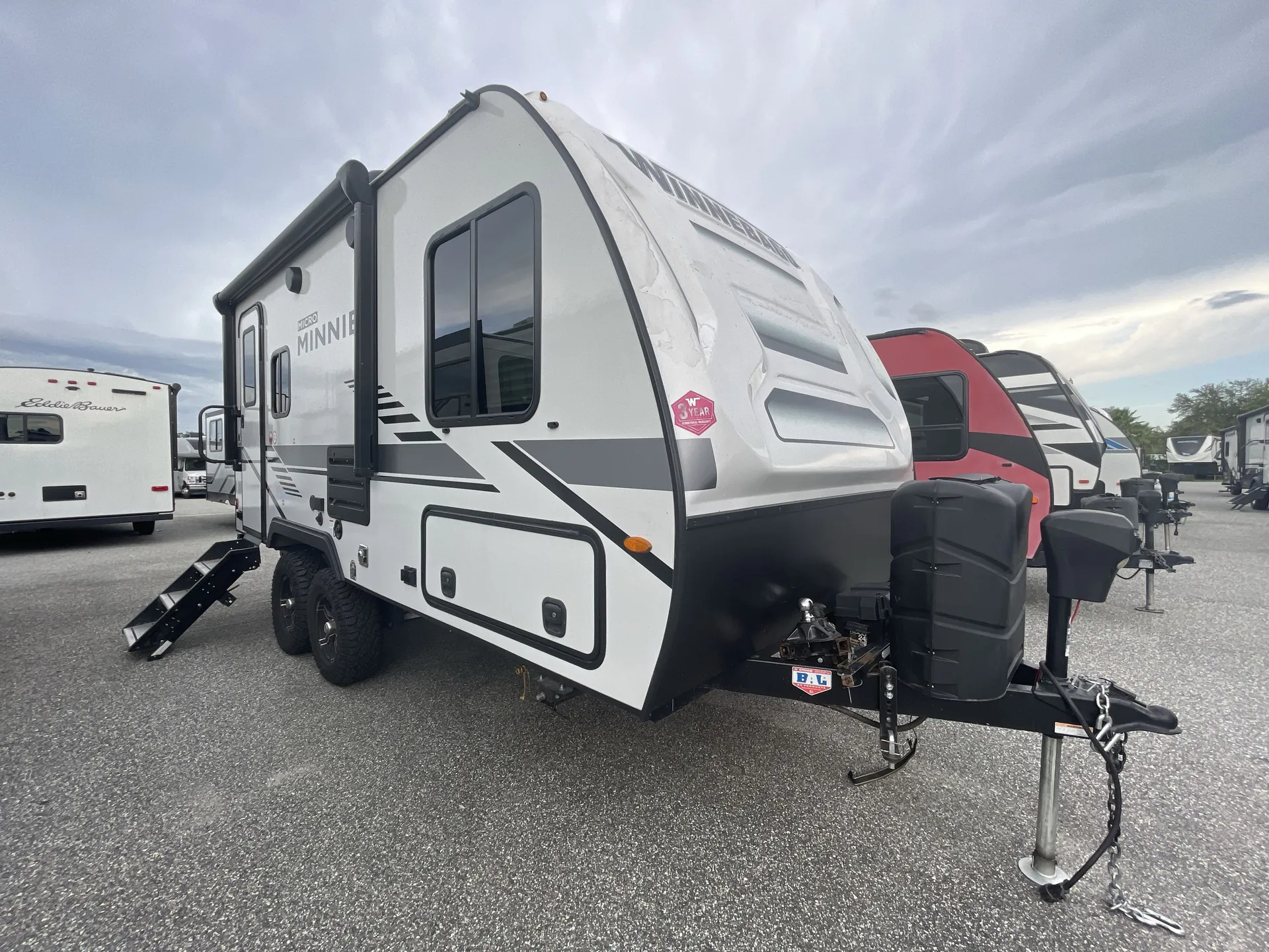 2022 Winnebago Micro Minnie 1808FBS - Photo 2