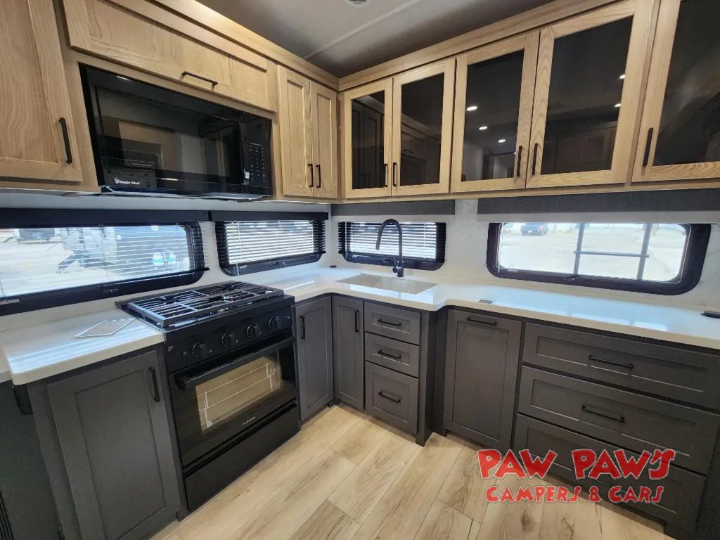 2026 Forest River Rockwood Signature R301RKS, Photos photo 13