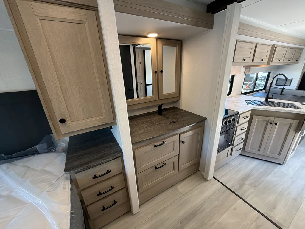 2027 Forest River Sunseeker 3050S, Photos photo 17