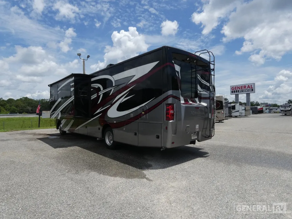 2024 Thor Motor Coach Miramar 35.2 - Photo 4
