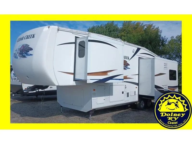 2013 Forest River RV Cedar Creek 30RL - Photo 2