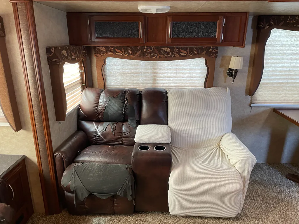 2014 Prime Time Crusader 295RST, Photos photo 8