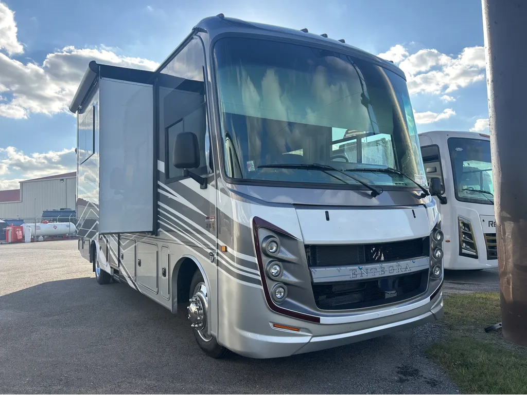 2026 Entegra Coach Vision XL 31UL - Photo 2