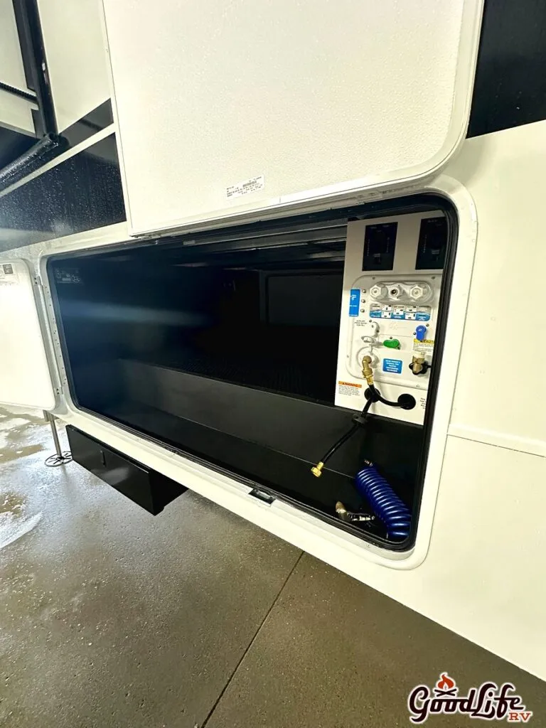 2026 Brinkley Model Z 3600, Photos photo 39