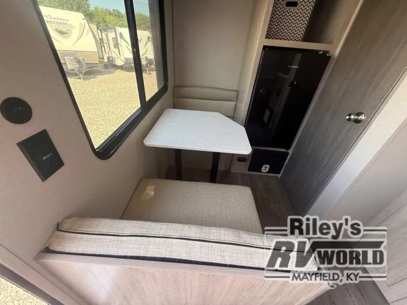 2026 Coachmen Catalina Summit Series 7 134RDX - Photo 4