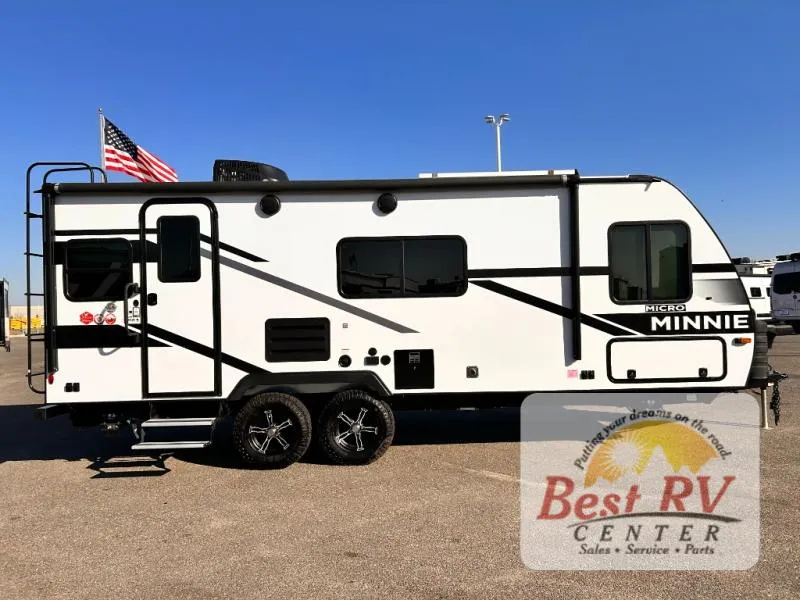 2025 Winnebago Micro Minnie 2225RL - Photo 3