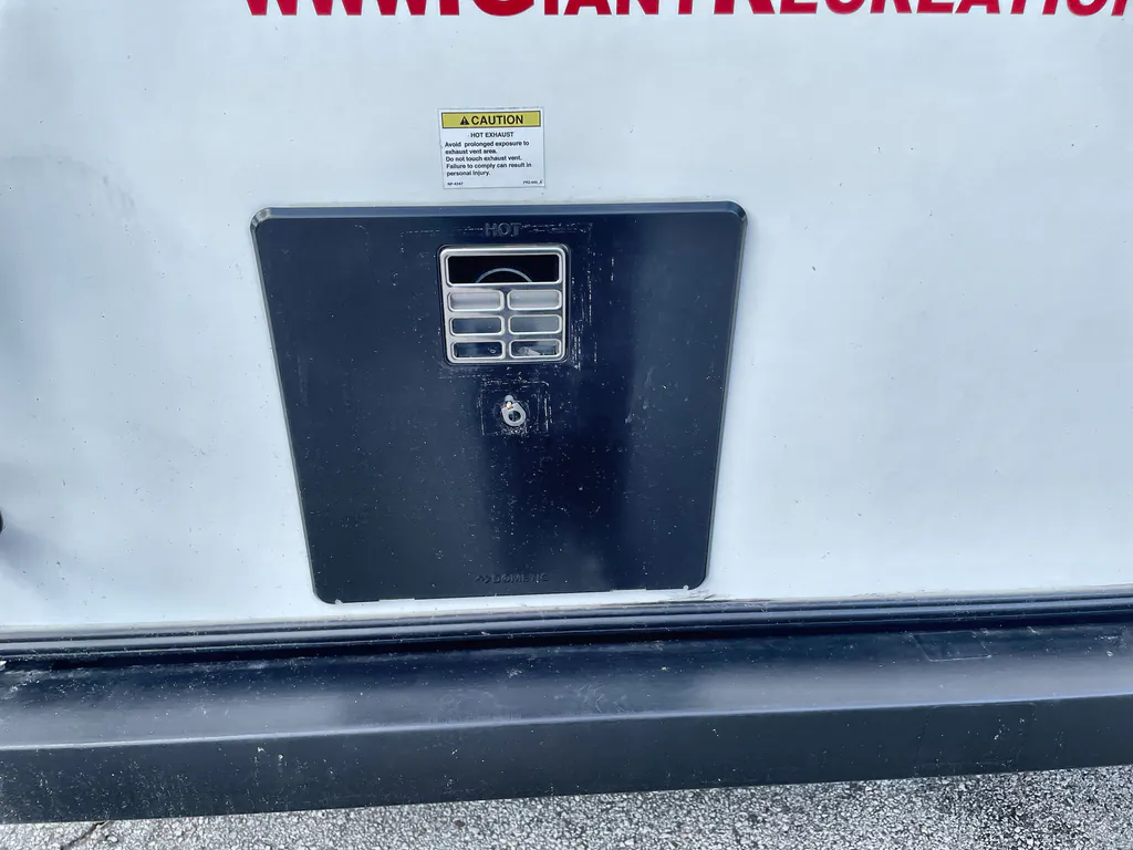 2024 Coachmen Freedom Express Select 31SE, Photos photo 17
