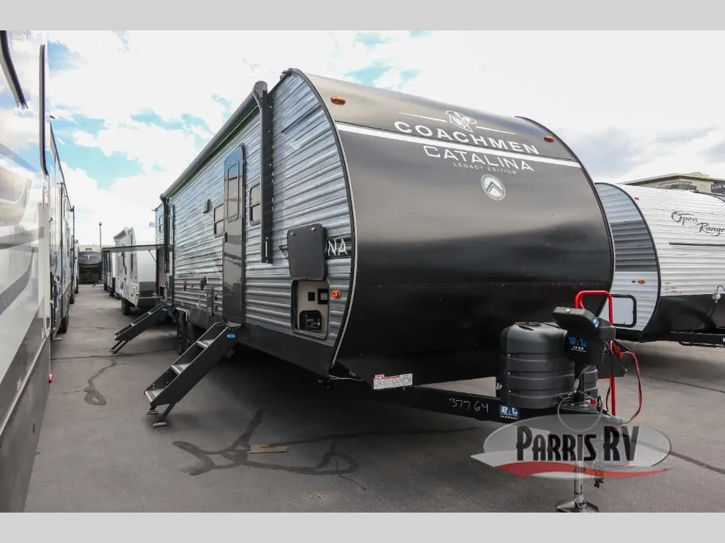2027 Coachmen Catalina Legacy Edition 323BHDSCK - Photo 2