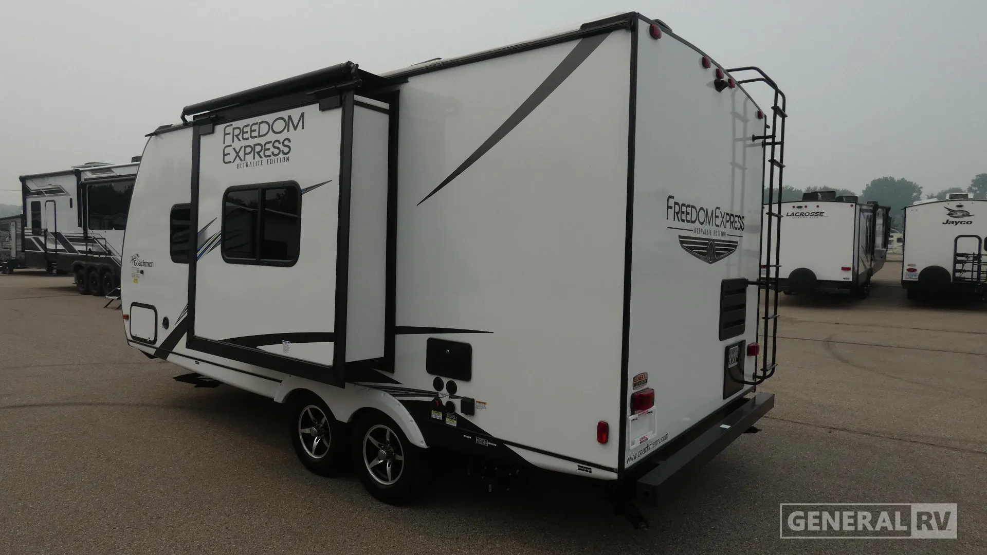 2021 Coachmen Freedom Express Ultra Lite 192RBS - Photo 4