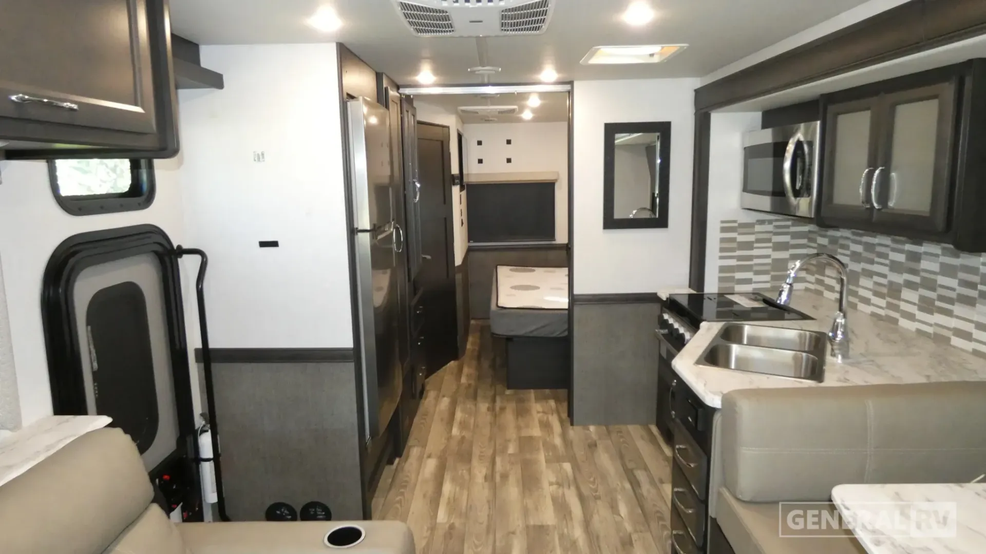 2024 Holiday Rambler Admiral 28A - Photo 3