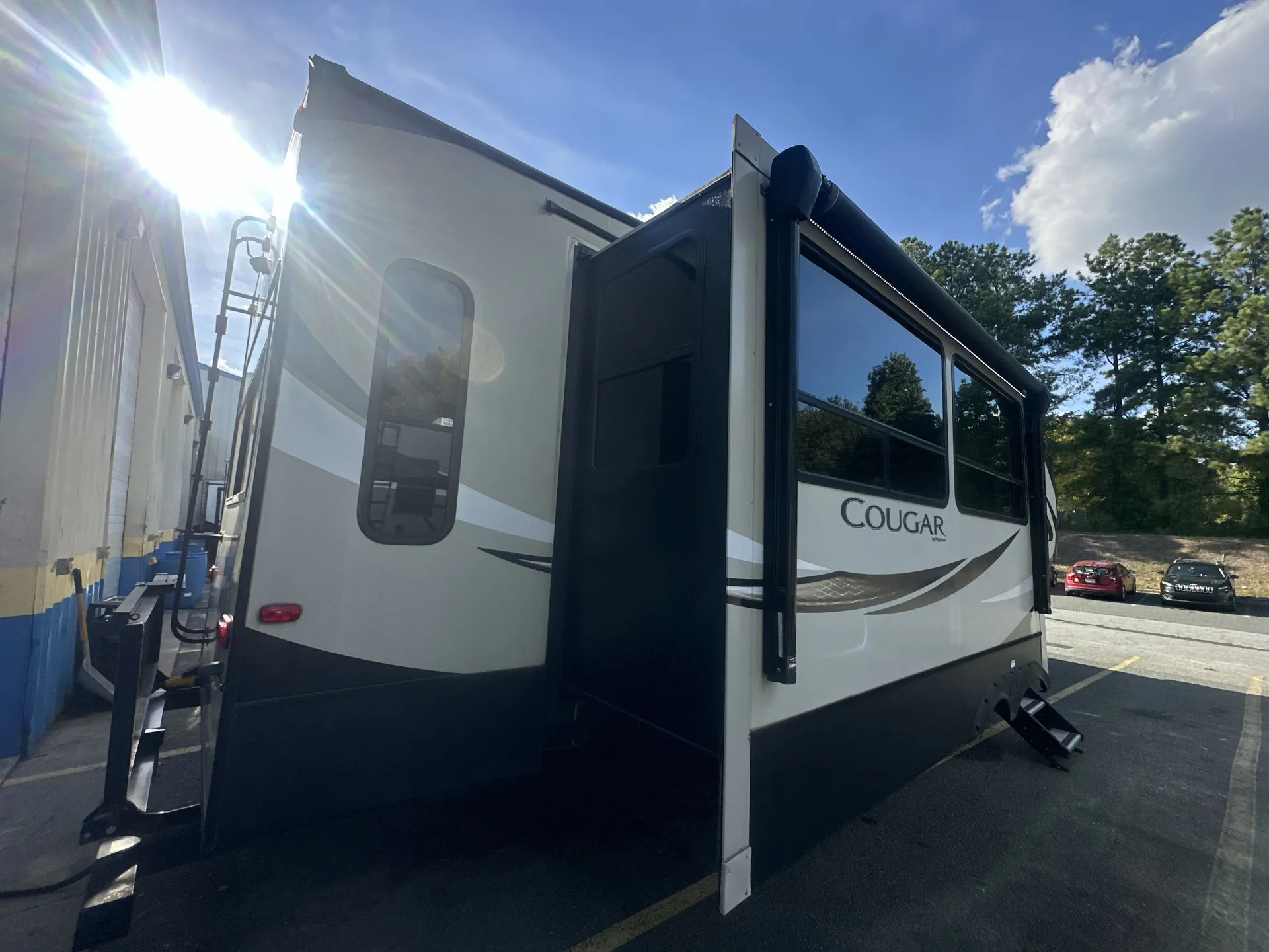2018 Keystone Cougar 344MKS — living area main