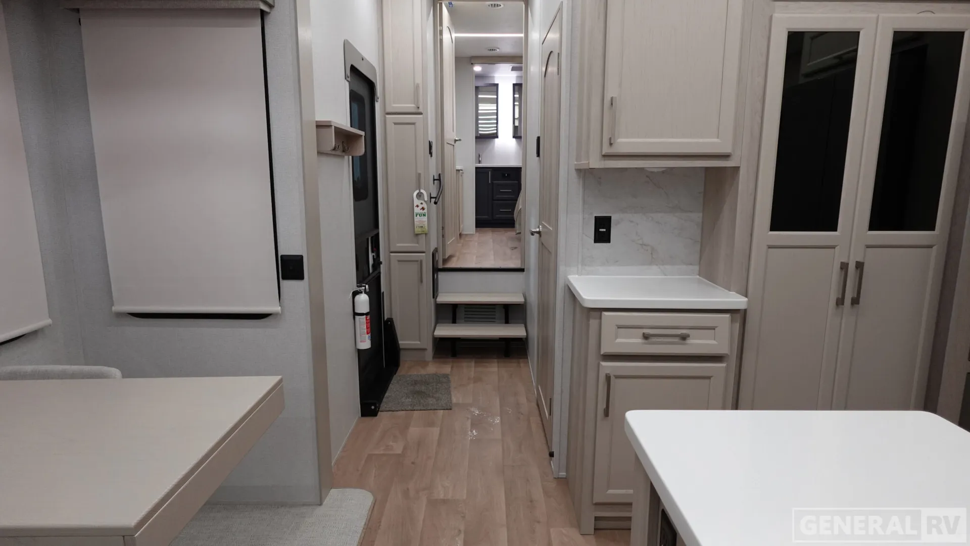 2026 Forest River Columbus 389FLH - Photo 3