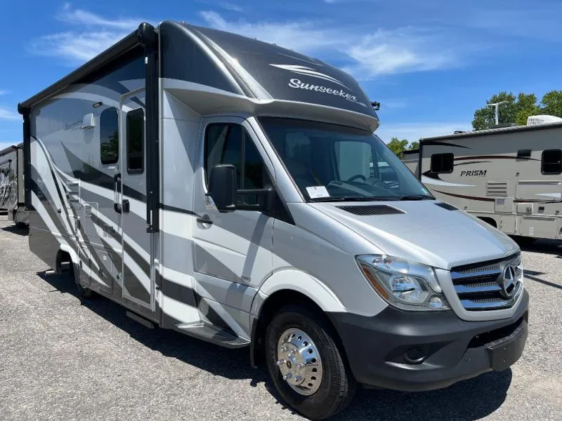 2017 Forest River RV Sunseeker MBS 2400W - Main photo