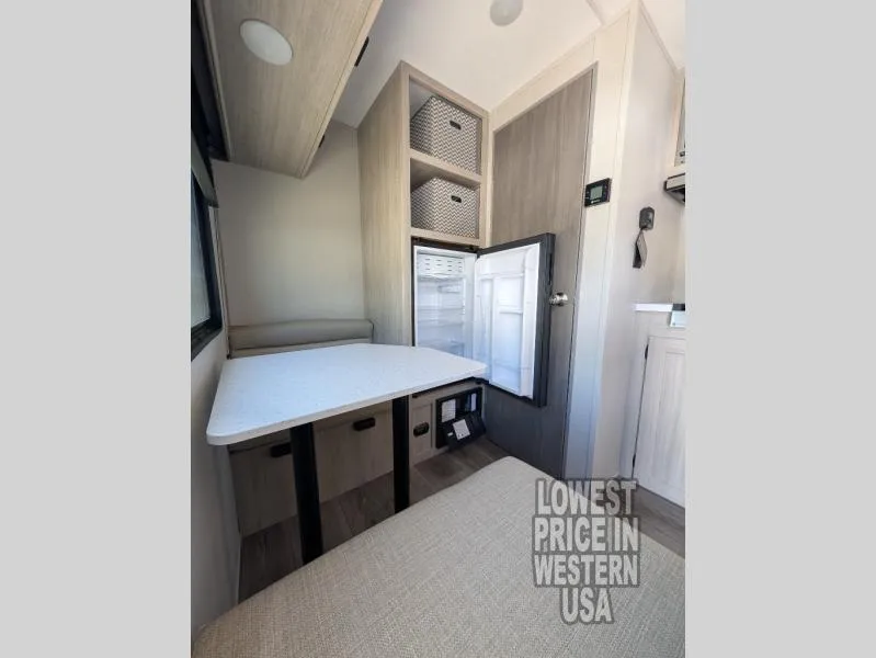 2026 Coachmen Catalina Summit Series 7 134RDX - Photo 4