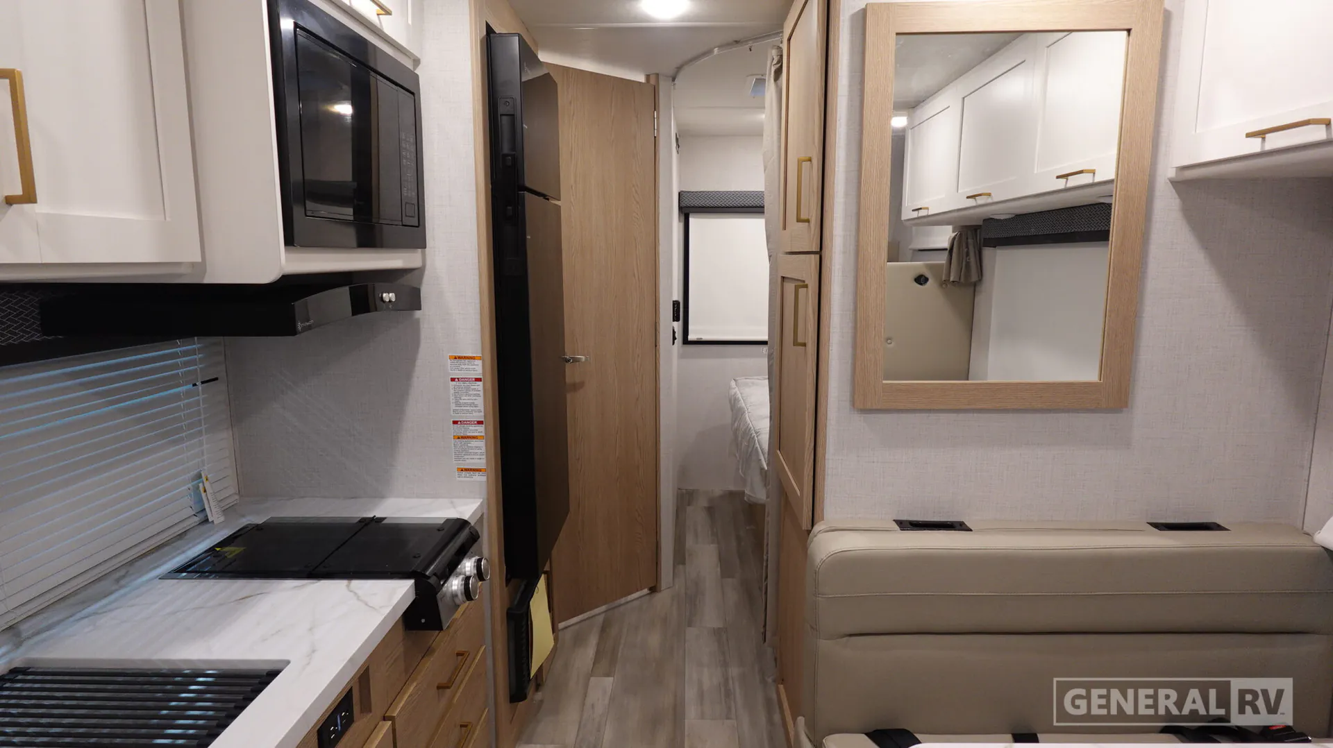 2027 Thor Motor Coach Four Winds 29K - Photo 3
