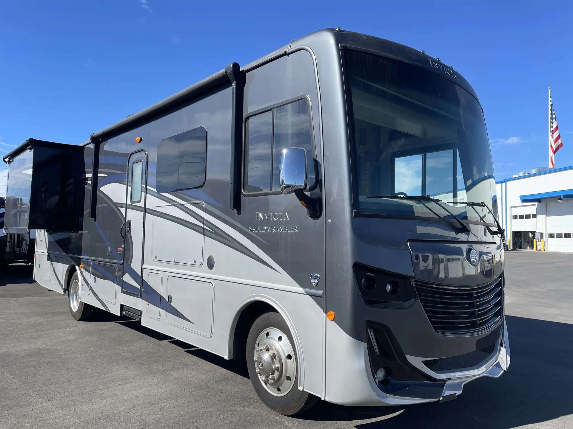 2021 Holiday Rambler Invicta 32RW - Photo 2