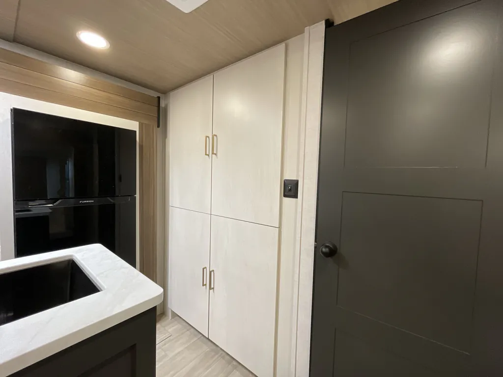 2027 Forest River Vibe 3400BH, Photos photo 10