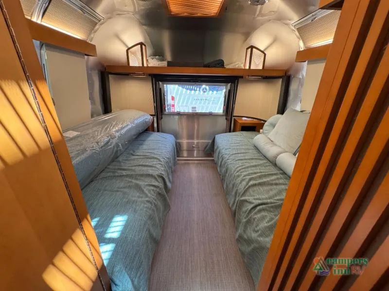 2026 Airstream Frank Lloyd Wright Limited Edition 28RBT - Photo 2