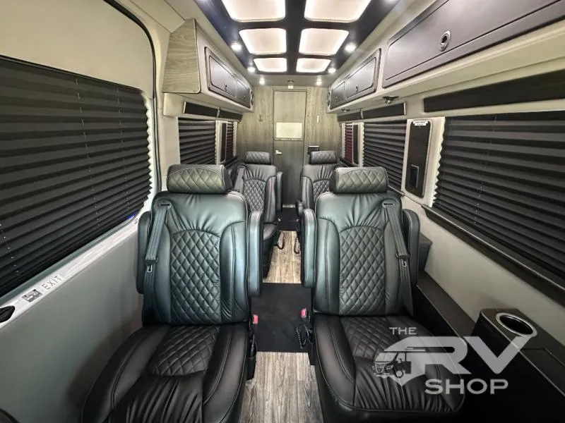 2024 Midwest Automotive Designs Daycruiser D6 - Photo 3