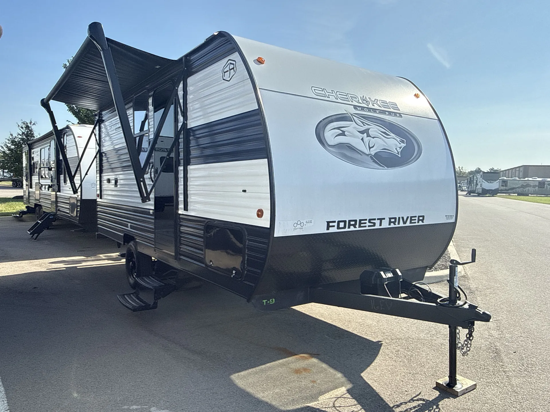 2025 Forest River Cherokee Wolf Pup 16EV - Photo 2