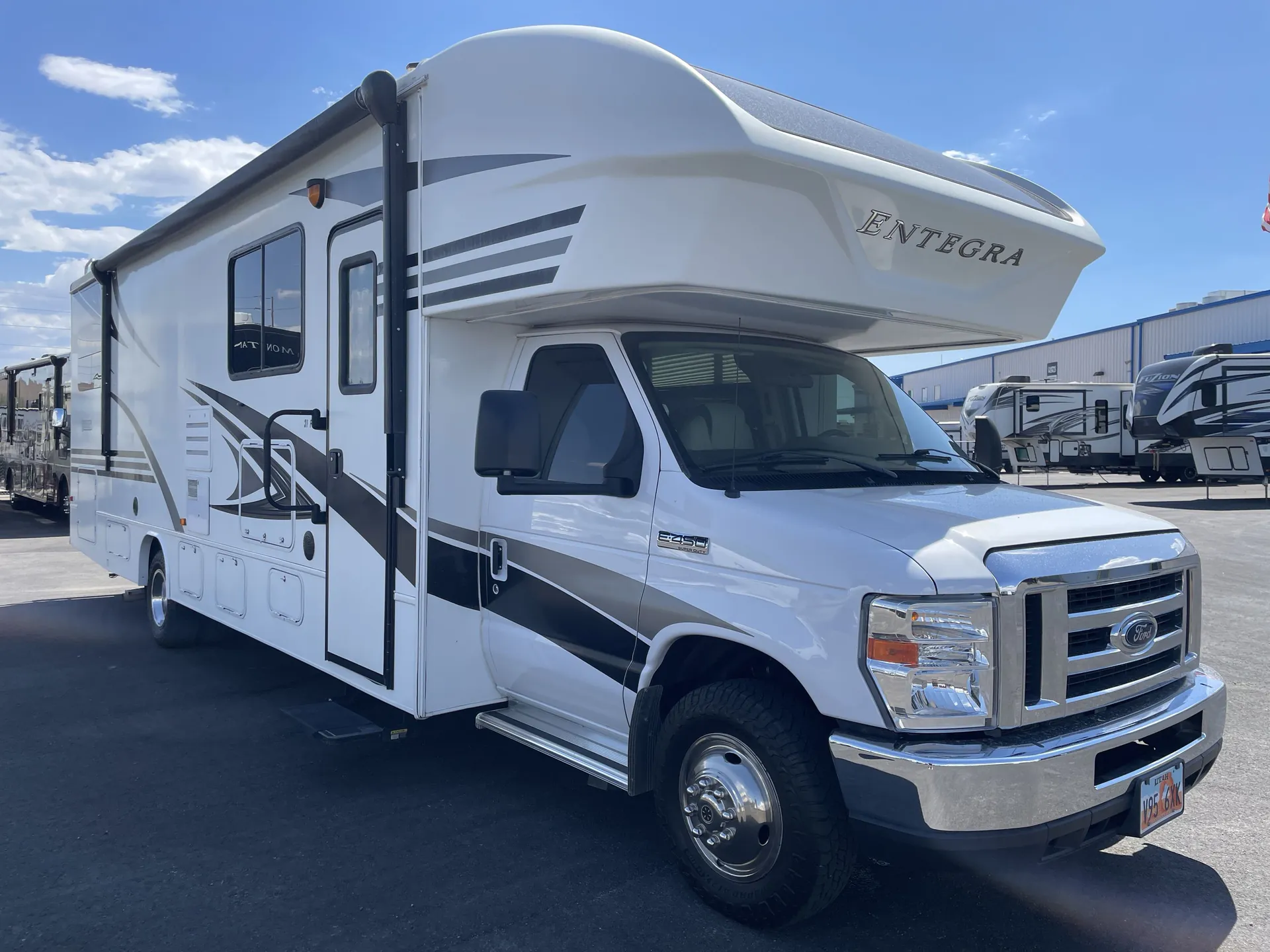 2019 Entegra Coach Odyssey 31F - Photo 2